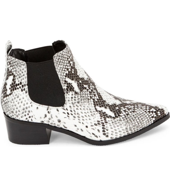 NIB Blondo Emelia Waterproof Chelsea leather Bootie BLACK/WHITE SNAKE new in box - Picture 3 of 10